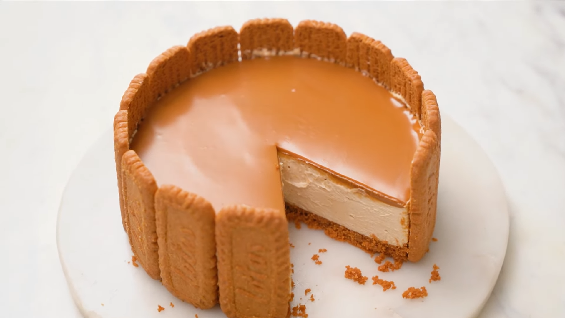 Quick and Easy - 5 Ingredient No-Bake Biscoff Cheesecake